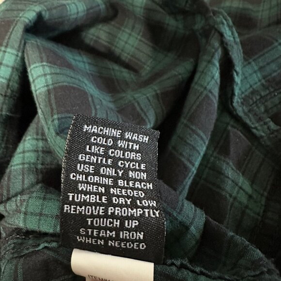 Torrid women’s size 3 (3X) green plaid cotton long roll tab sleeves button top - Picture 6 of 7